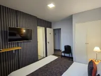 Santiago Hotel Hotels near Mitre Train Station