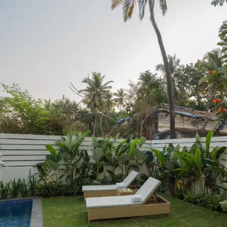 Elivaas 4 BHK with Pvt Pool & Terrace - Opalys