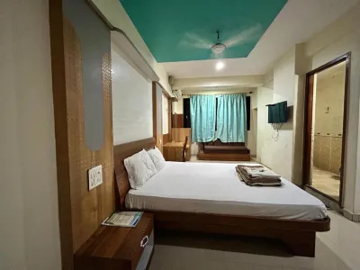 Hotel Z Square