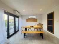 Bangkok Phomphong Villa - parking