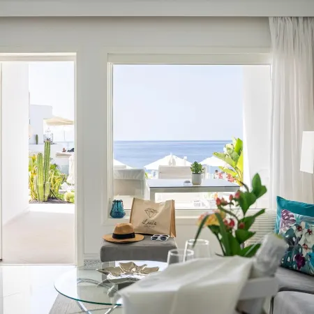 Lani's Suites de Luxe - Adults Only