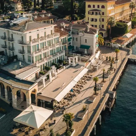 Hotel du Lac