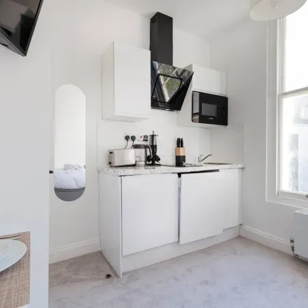 Single Studio - Next to Bayswater st -10 Отели рядом с достопримечательностью «Бэйсуотер»