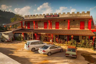 汪普譚精品酒店 鄰近Laba Cafe & Bistro Doi Tung的酒店