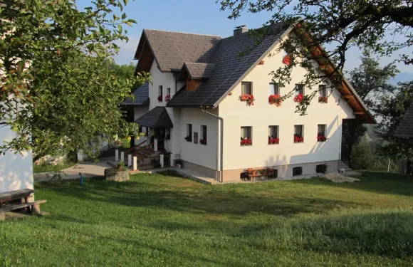 魯比卡觀光農場酒店