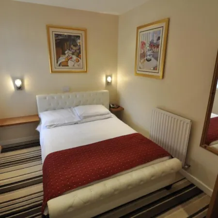 The Roundabout Hotel