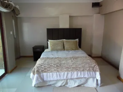 Rugems Executive Lodge Hotel di 