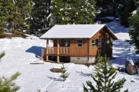Homestake Lodge Hotels in Whitehall