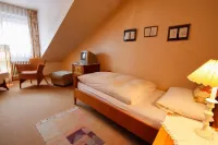 Gästehaus Merk Merk Gbr Отели в г. Имменштад