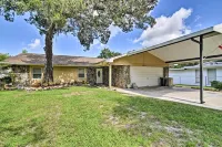 Private Dock Riverfront Homosassa Home! - parking