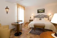 Hotel de France Hotels in Chateauneuf-de-Randon
