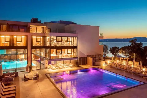 Luxury Hotel Riva