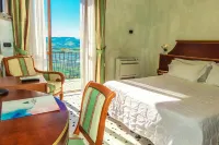 Hotel Astoria Отели в г. 