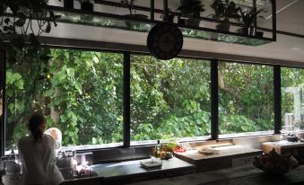 Shirahama Hotel