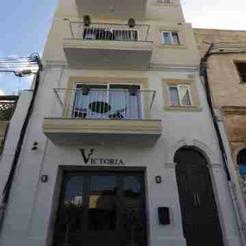 Victoria by Petit Chic Hotel Exterior