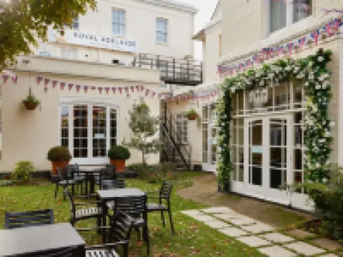 The Royal Adelaide Hotel Hotels in Windsor