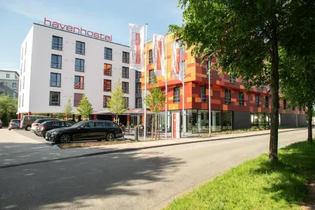Havenhostel Stade - Hotel Отели в г. Холлерн-Твиленфлет