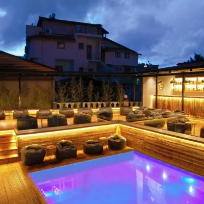 Hotel Piramida Hotels near Ksamil Islands