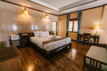 The Aiyapura Koh Chang Отели рядом с достопримечательностью «Chao Por Koh Chang Shrine»