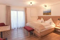 Landgasthaus Zollerstuben Hotels in Roggenbeuren