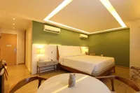 이비스 콜라티나 Colatina 호텔