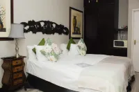 Oaklands Inn and Conference Centre