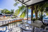 Beachboy Chalet by the Beach - 民宿