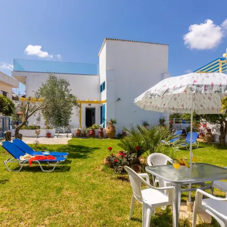 Joanna Apartments