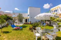 Joanna Apartments