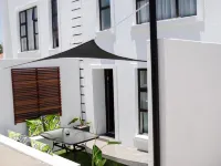 The Royal Bryanston Hotels in Bryanston