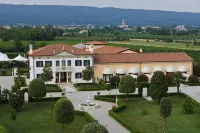 Villa Serena Agriturismo - Bãi đậu xe