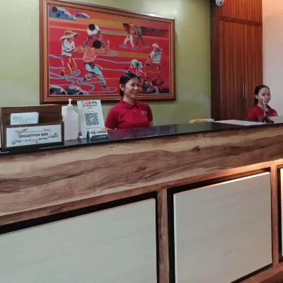 Joyce Apartelle Mandaluyong Hotel dekat The Columbia Tower