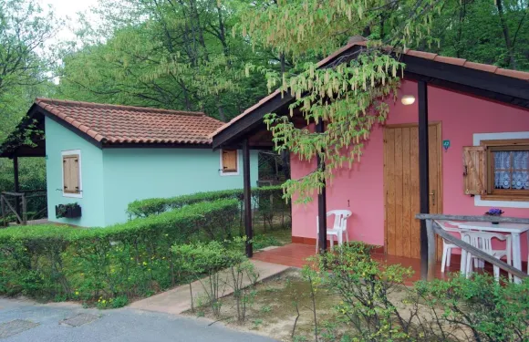 卡拉維爾露營村