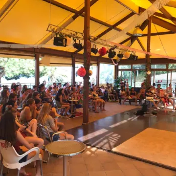 Camping Bungalows El Far