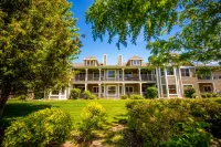 Newport Resort