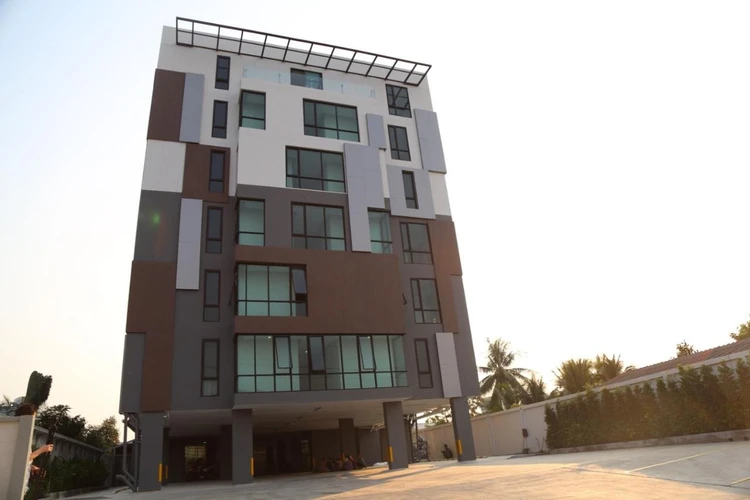 รูปภาพของBen at Salaya