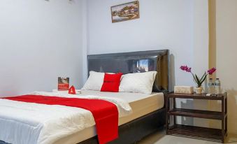 1. RedDoorz..