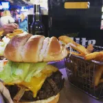 ซีดาร์ สเตเบิลส์ อินน์แอนด์สวีทส์