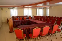 Regency Mount Kenya Hotel Hotel di Timau