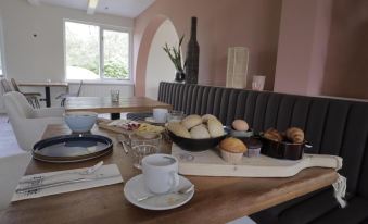 Hotel Zuideinde - Housity