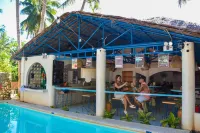 Mad Monkey Panglao - Bãi biển