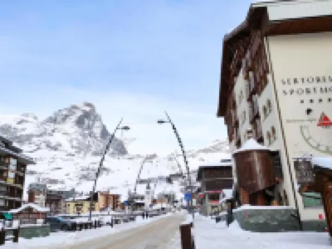 塞爾託雷利運動酒店 瓦爾圖爾嫩凱酒店