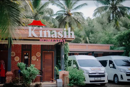 Kinasih Homestay - Bãi đậu xe