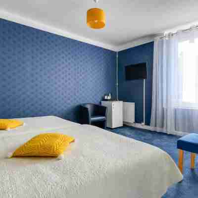 Hôtel Henri IV Rooms