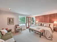 Edmonds Apartment with Private Wine Cellar! Hotele w: Edmonds