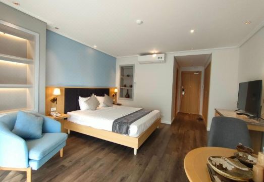 Hong Gia Tue 호수 전망