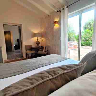 Le Roc E Fiori Hotel - Les Collectionneurs Rooms