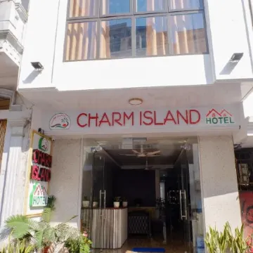 Cat Ba Charm Island Hotel Отели в г. Cát Hải