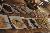 Artefes Hotel Old City & Spa - Завтрак