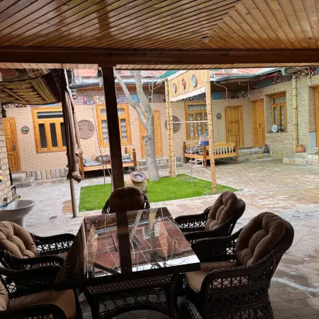 Meros Guest House